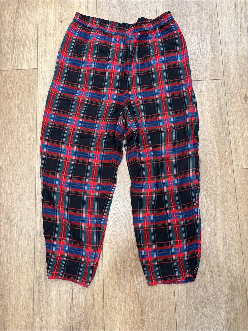 Vintage Simon Chang Red, Black & Green Plaid Relaxed Pants